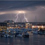 Met Office issues thunderstorm alert as Brits warned of ‘damage to homes’